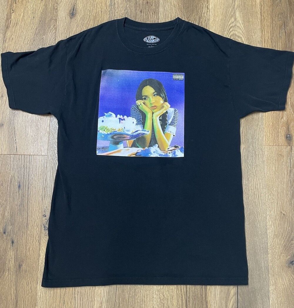 Olivia Rodrigo Sour T-Shirt Size L Black Graphic Print Music Album Promo